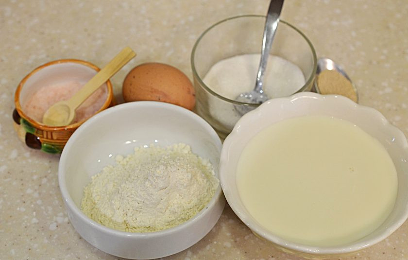 1. Этап. Панкейки с кокосовой мукой: Подготовьте все ингредиенты.