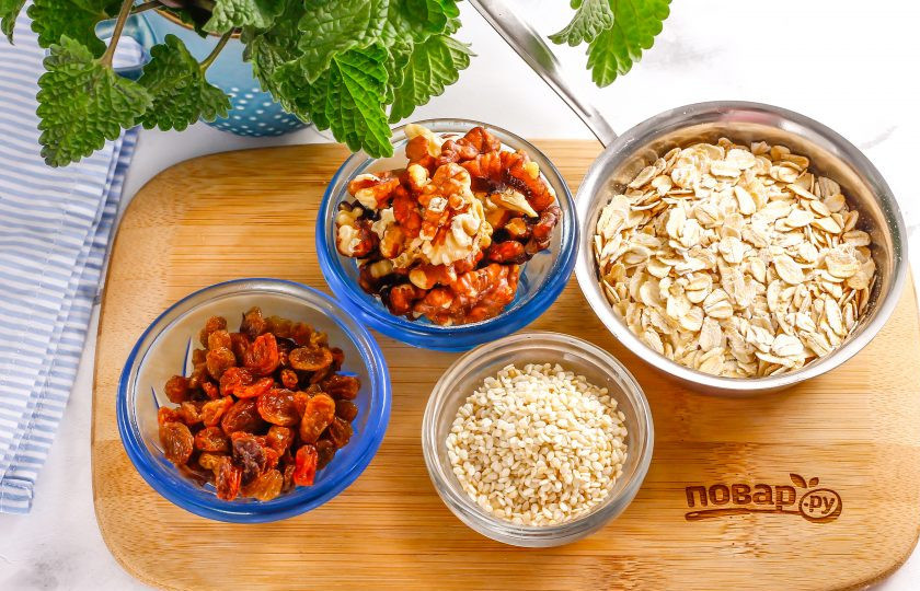 1. Этап. Постные конфеты: Подготовьте указанные ингредиенты.