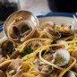 Спагетти с морскими мидиями