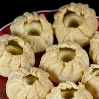 Яблоки, запеченные в тесте