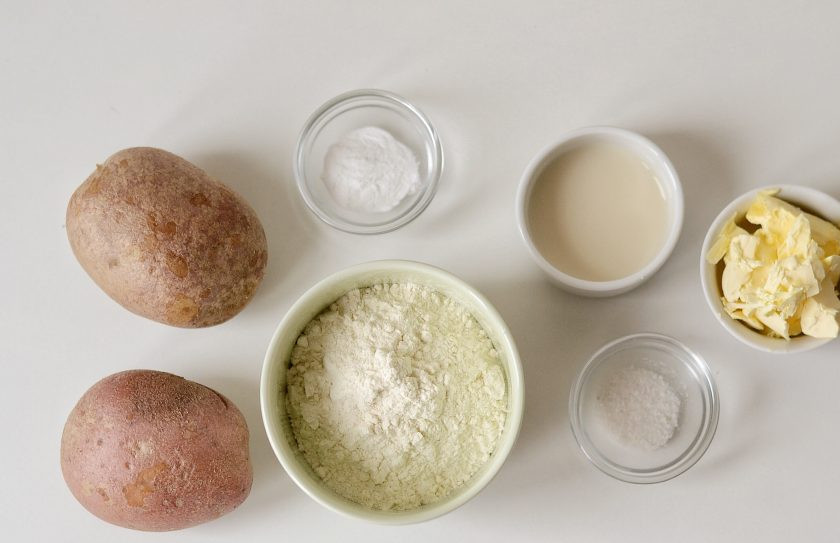 1. Этап. Ирландские сконы: Подготовьте все ингредиенты.