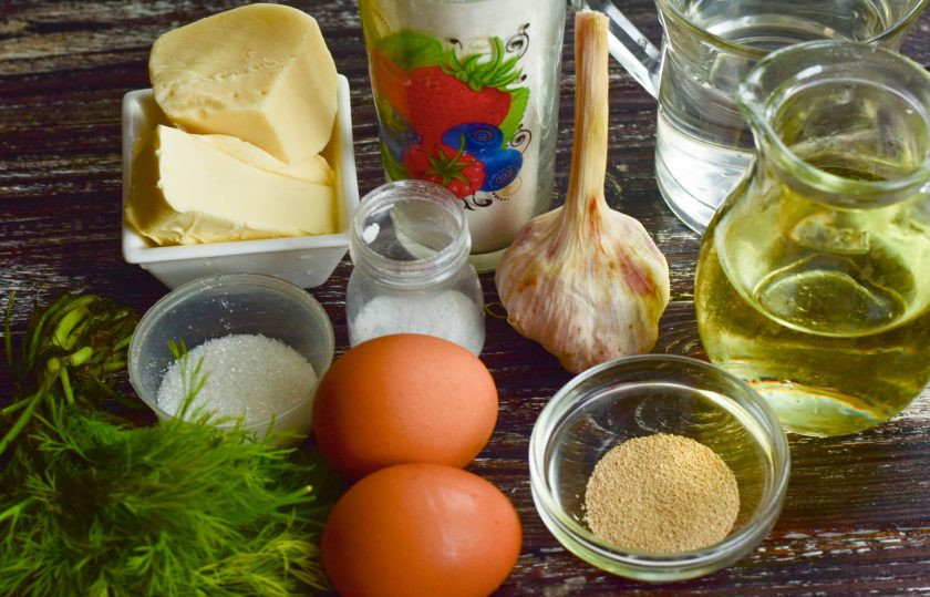 1. Этап. Пампушки с сыром: Подготовьте ингредиенты.