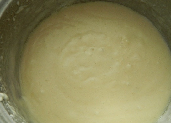 1. Этап. Вегетарианский рисовый майонез: 6. Если майонез получился очень густым, добавьте рисовый отвар к нему. И не забываем добавить лимонный сок.