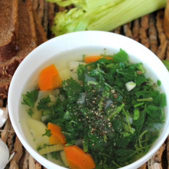 Суп из крапивы без мяса