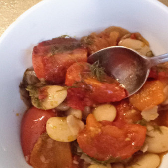 Гиганты с помидорами и харисой