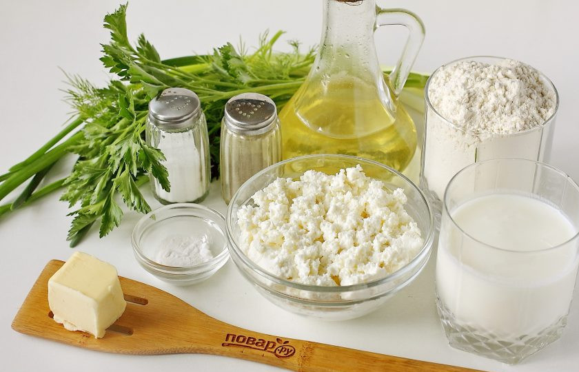 1. Этап. Лепешки с творогом на кефире: Подготовьте все ингредиенты.