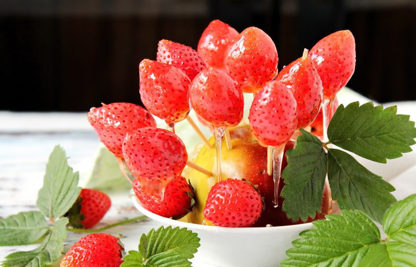 1. Этап. Карамелизированная клубника: Приятного аппетита!