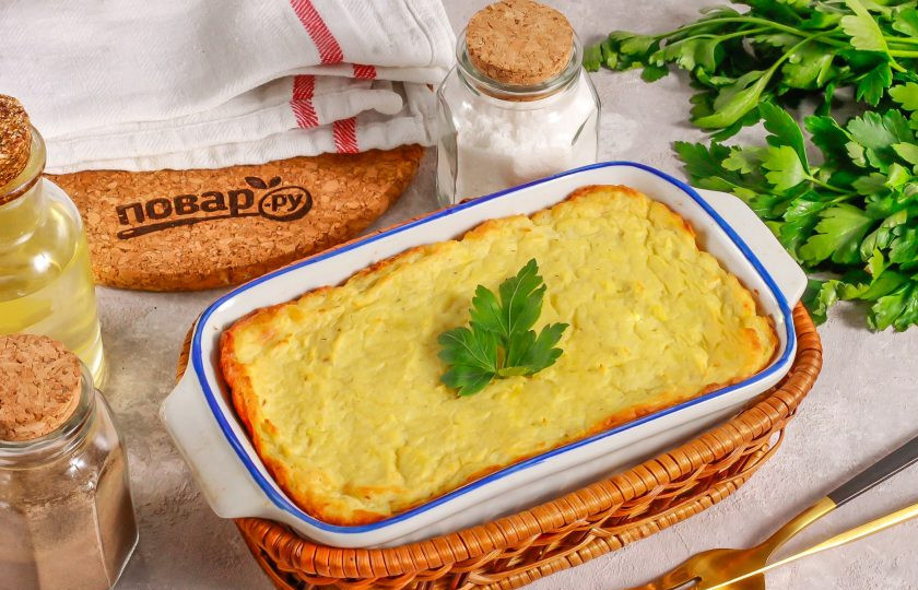 1. Этап. Рыбная запеканка как в детском саду: Подайте рыбную запеканку к столу теплой. Можно дополнить ее сметаной. Приятного аппетита!