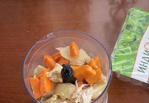 1. Этап. Шадлав: Затем переложите в блендер и приготовьте паштет.