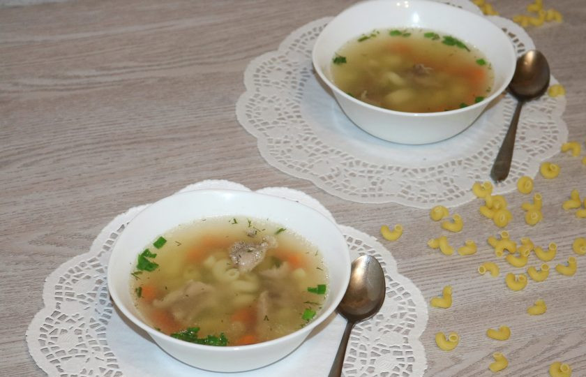 1. Этап. Суп с рожками: Зовите родных к столу, обед готов. Приятного аппетита!