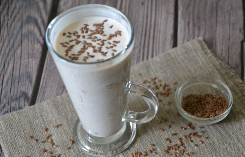 1. Этап. Льняная мука для похудения с кефиром: Смешав льняную муку с кефиром, можно добавить сверху цельные льняные семечки, они дают приятную хрустинку при употреблении этого целебного напитка. Такой напиток лучше всего готовить вместо ужина и употреблять небольшими глотками. Льняная мука в сочетании с кефиром дает достаточную сытость. Здоровья всем и стройной фигуры!