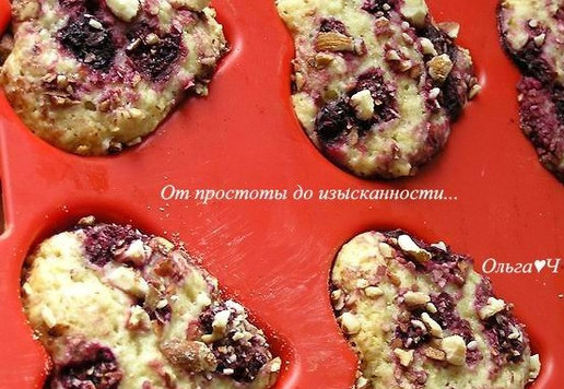 1. Этап. Блонди с малиной и миндалем: Выпекайте при 170*С около 30-35 минут 