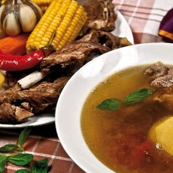 Шурпа в казане