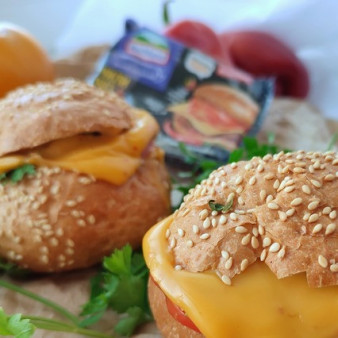 Горячие бургеры с наггетсами