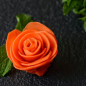 Розы из моркови