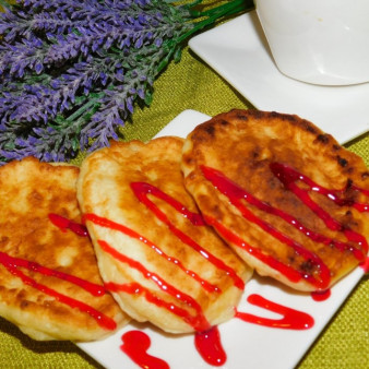 Нежные оладьи с творогом