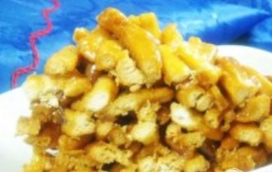 1. Этап. Чак-чак: 11. Подайте чак-чак к чаю или кофе, а детям лучше всего налить к блюду кефир или молоко. Приятного аппетита!