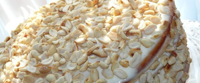 1. Этап. Тесто для сметанного торта: 4. Вот и все, осталось только сделать крем для сметанника и наложить коржи один на другой. Украсьте торт, и пусть он настоится час-второй.