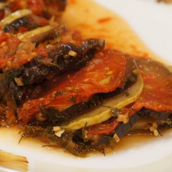 Запеканка из кабачков и баклажанов