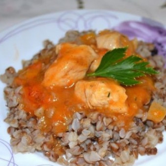 Гуляш из куриного филе