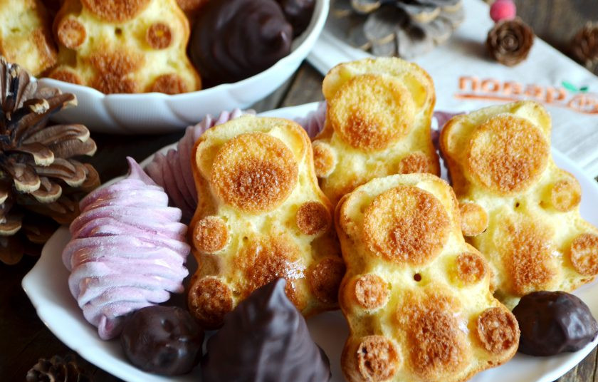 1. Этап. Кексы Мишки: 6. Остудите полностью мишек и осторожно извлеките их. Пробуйте!