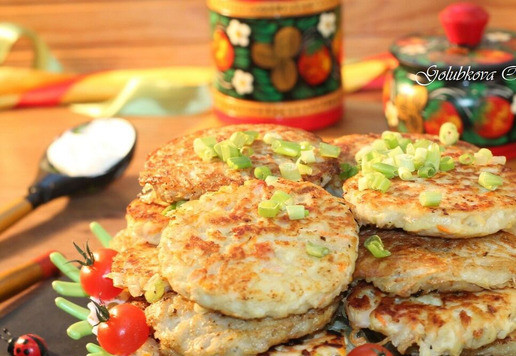 1. Этап. Картофельные лепешки с мясным припеком: Приятного аппетита!