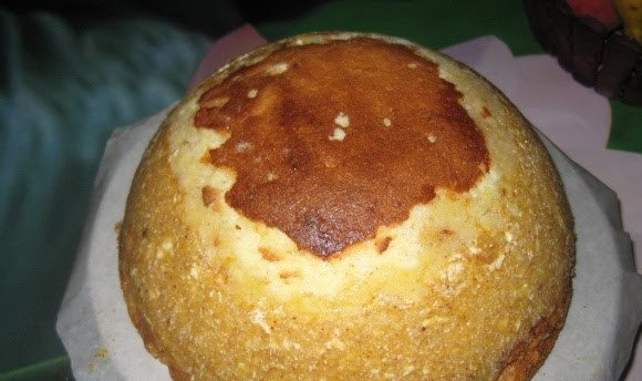 1. Этап. Торт Феи: 7. Оставшейся бисквит и все обрезки отправить в блендер и взбить вместе с персиками и небольшим количеством сиропа. Полученную массу выложить сверху и накрыть коржом. Плотно прижать и отправить в холодильник на 5-6 часов (можно на ночь).