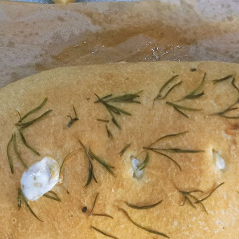 1. Этап. Итальянский хлеб стромболи: Выпекайте 30-35 минут до золотистой корочки.