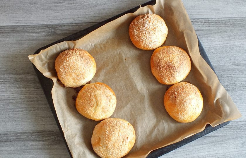 1. Этап. Печенье Румяные щечки: По истечении времени достаньте печенье из духовки.