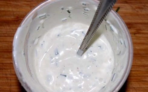 1. Этап. Салат с фасолью красной: И хорошенько перемешаем. Можно добавить немножко лимонного сока.