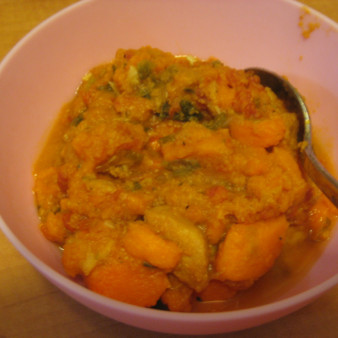 Свинина, тушенная с зеленым луком