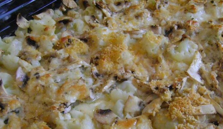 1. Этап. Цветная капуста с грибами в духовке: Запекать 16-17 минут при 240 градусах. Готовую цветную капусту с грибами в духовке подайте с другими свежими овощами. Приятного аппетита!