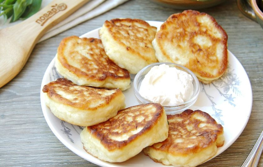 1. Этап. Оладьи из кабачков на кислом молоке: Оладьи из кабачков на кислом молоке готовы. Подавайте со сметаной.