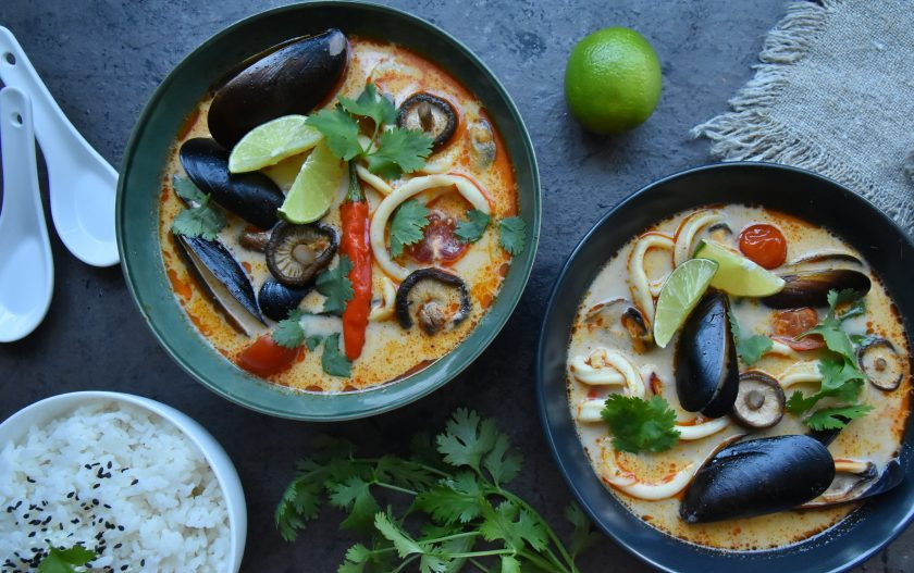 1. Этап. Суп Том ям с мидиями: Невероятный вкус и аромат супа 