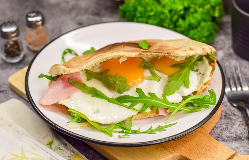 1. Этап. Пита с яйцом: Приятного вам аппетита!