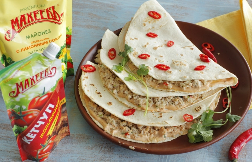 1. Этап. Кесадилья с курицей: Подавать немедленно. Приятного аппетита!