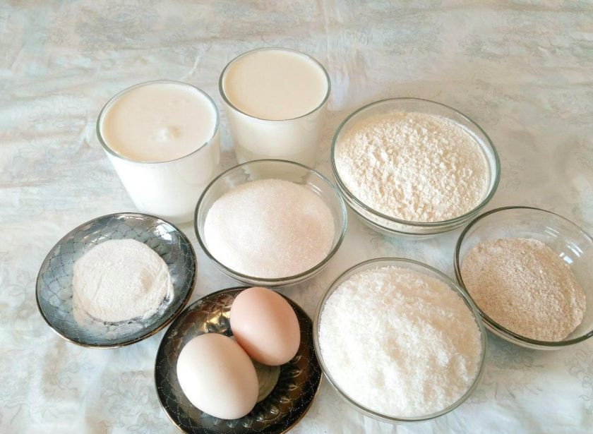 1. Этап. Кокосовый пирог со сливочной пропиткой: Подготовьте необходимые продукты, учитывая, что цельнозерновую муку можно заменить белой пшеничной.