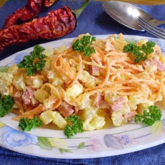 Салат ажурный с корейской морковью