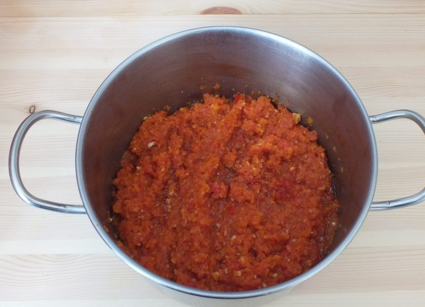 1. Этап. Аппетитка: Соус готов.