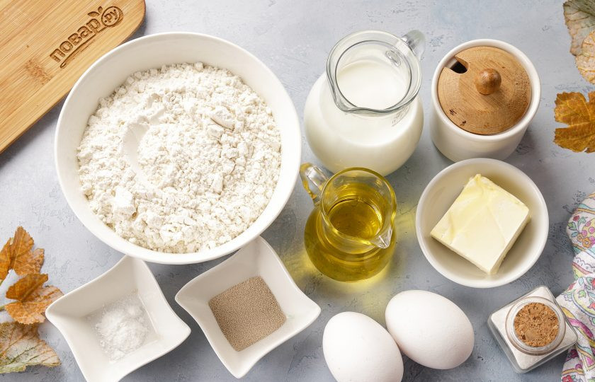 1. Этап. Булочка с посыпкой: Подготовьте все ингредиенты по списку.