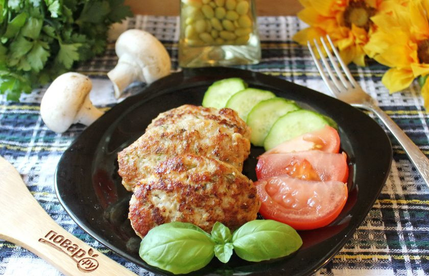 1. Этап. Котлеты из свинины с грибами: Котлеты из свинины с грибами готовы. Подавайте с любым гарниром.