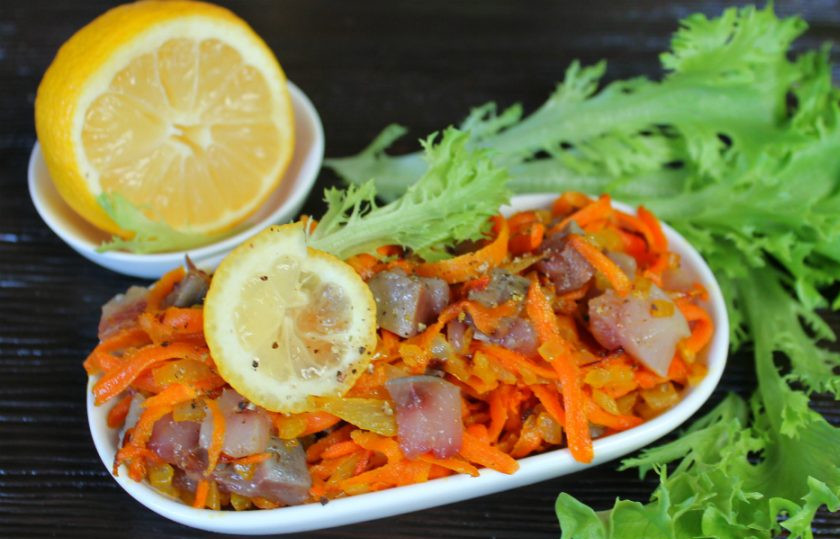 1. Этап. Литовский салат: Литовский салат с сельдью и овощами готов. Приятного аппетита!