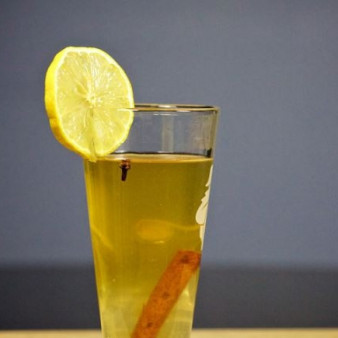 Ромовый чай с ромашкой