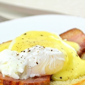 Яичница по-бенедиктински