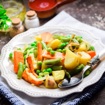 Рагу с зеленым горошком