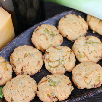 Печенье с луком