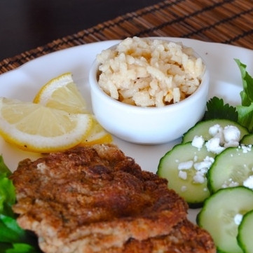 1. Этап. Отбивная по-милански: Подаем с гарниром и овощами. Приятного аппетита!