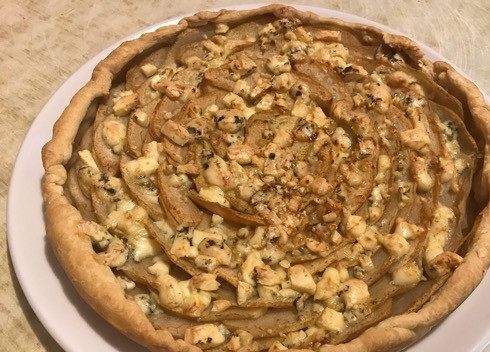 1. Этап. Грушевый пирог Дор Блю: 5. Выпекаем пирог при температуре 200 градусов 30 минут. Приятного аппетита!