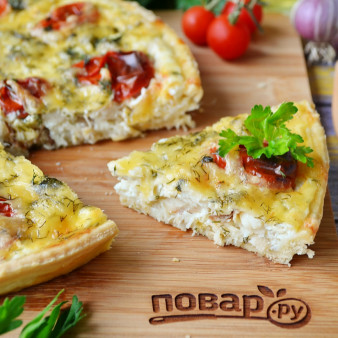 Пирог с копченой рыбой