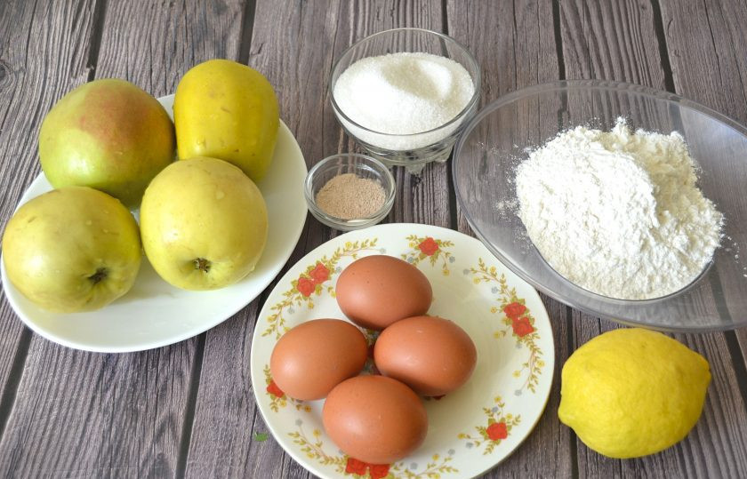 1. Этап. Бисквитный рулет с яблоками: Подготовьте ингредиенты.